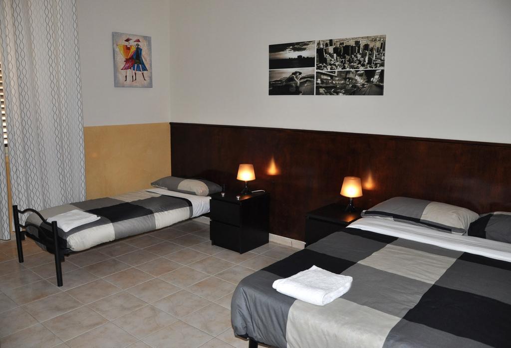 Hotel Friend House Rzym Zewnętrze zdjęcie