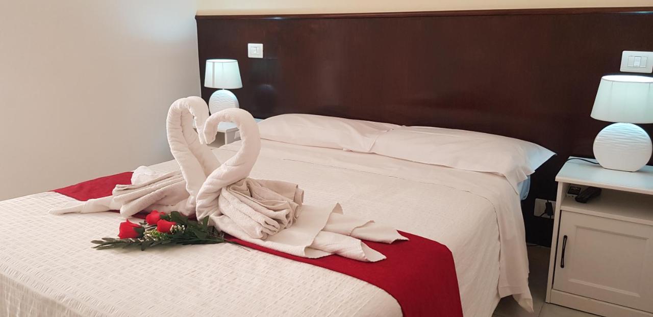 Hotel Friend House Rzym Zewnętrze zdjęcie